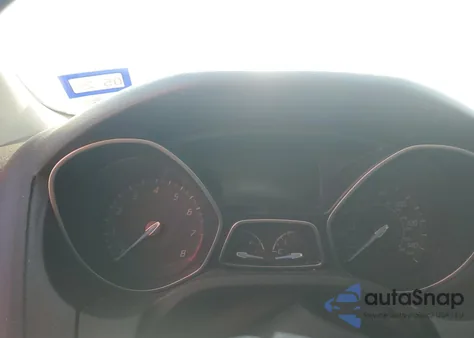 2014 Ford Focus Titanium из США, поврежденный, VIN 1FADP3J26EL218485